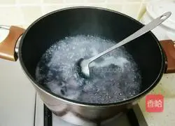 Illustration of how to make glutinous rice balls with fermented glutinous rice and eggs 5 