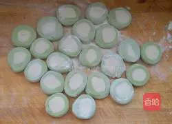 Illustration of how to make Jade Dumplings 4