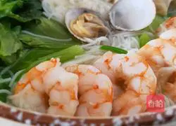 Seafood rice noodles Illustration of practice 10