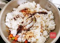 Assorted soy sauce fried rice recipe illustration 5