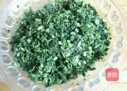 Illustration of how to make sweet potato noodles and mountain vegetable buns 8