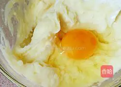 Illustration of how to make Korean potato pancakes 3