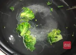 Illustration of how to make fried rice noodles 5