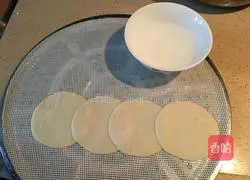 Illustration of how to make rose dumplings 2