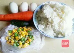 Illustration of how to make three-color egg fried rice 1