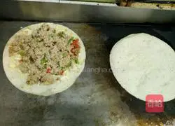 Illustration of how to make Mexican Chili Tuna Cakes 12