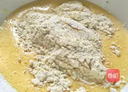 None Illustration of how to make healthy banana waffles without baking powder 3