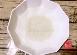 Illustration of how to make glutinous rice crystal dumplings 2