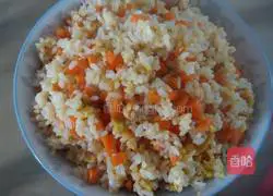 Illustration of how to make egg fried rice 10