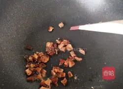 Illustration of how to make mushroom and egg fried rice 5