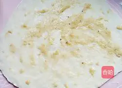 Illustration of how to cut the edge of sesame cakes 5