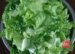 Illustration of how to make noodles 2