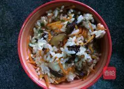 Illustration of how to make carrot fried rice 15