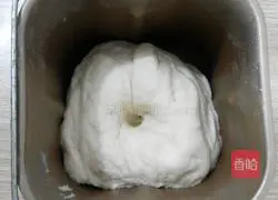 Illustration of how to make homemade steamed buns 9