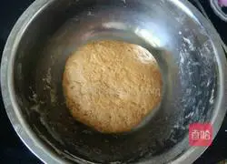 Illustration of how to make brown sugar steamed buns 3