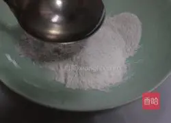 Illustration of how to make Yuhuashi glutinous rice balls 1