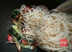 Illustration of home-style ham fried noodles 8