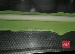 Illustration of how to make lotus root and meat dumplings 6