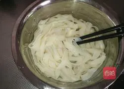 Illustration of Spicy Pork and Mushroom Noodles 11