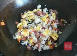 Illustration of how to make colorful shrimp assorted fried rice 18