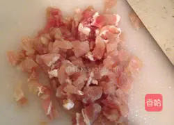 Illustration of how to make pork and shrimp dumplings 3