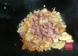 Yangzhou Egg Fried Rice Recipe Illustration 4