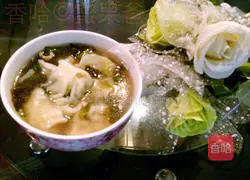 Illustration of how to make shrimp waist wontons 10