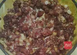 Illustration of how to make fennel meat dumpling stuffing (flavor type) 3