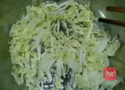 How to make cabbage soup noodles Illustration 5