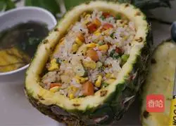 Pineapple (Pineapple) Fried Rice Recipe Illustration 5