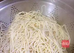 Illustration of how to make curry fried noodles 3
