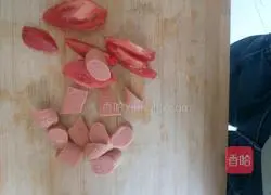 Illustration of how to make ham fried noodles 6