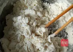 Illustration of how to make pan-fried scallion pancake 3