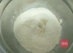 Illustration of how to make three fresh stuffed buns 11