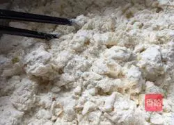 Illustration of how to make milk-flavored steamed buns 8