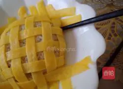 Illustration of how to make fried rice with diced sunflower meat 8