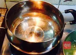 Illustration of how to make Su-style wontons 7