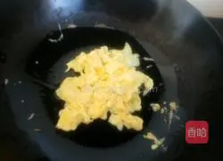 Illustration of how to make tomato and egg noodles 9