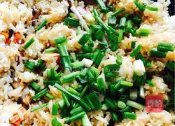 Illustration of how to make whitebait marinated fried rice 10