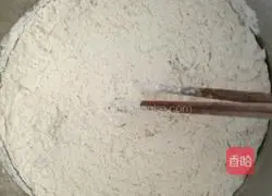 Illustration of making multi-grain thousand-layer steamed buns 2