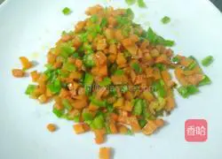 Illustration of how to make barbecued pork fried rice 6