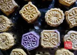 Illustration of how to make purple sweet potato and pumpkin glutinous rice cakes 4