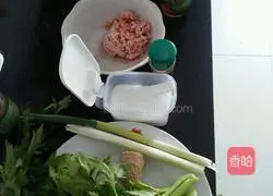 Illustration of how to make celery buns 1