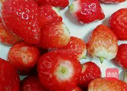 Strawberry sandwich roll recipe 1