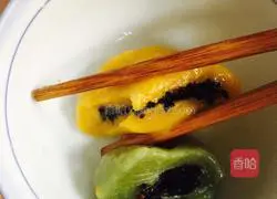 Illustration of how to make colorful glutinous rice balls (Yuanxiao) 7