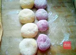 Illustration of how to make fancy steamed buns 9