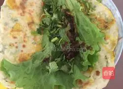 Illustration of how to make egg-filled pancakes 6