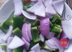 Pineapple Fried Rice Recipe Illustration 3