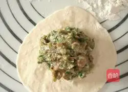 Illustration of how to make sauced pork buns 7