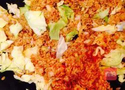 Illustration of how to make soy sauce fried rice 1